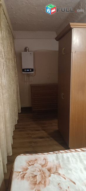 LA07506 Վարձով 2 սենյականոց բնակարան Քաջազնունու փողոց 