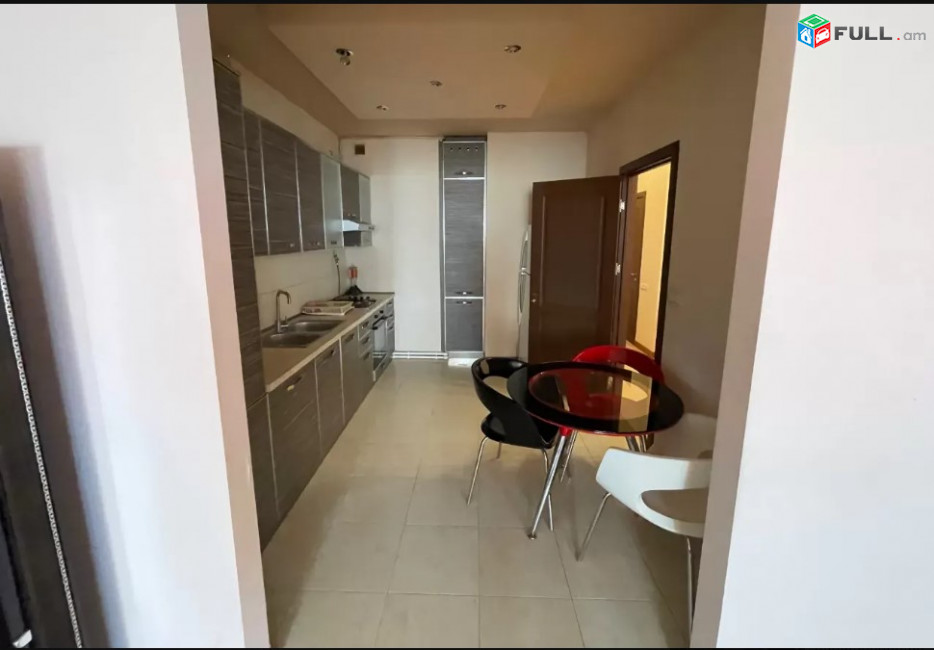 LA07600 Վարձով 3 սենյականոց բնակարան Մամիկոնյանց փողոց , նորակառույց շենք