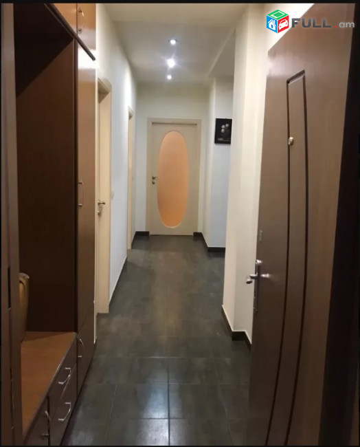  LA07811 Վարձով 3 սենյականոց բնակարան Վիկտոր Համբարձումյան փողոց ,նորակառույց շենք