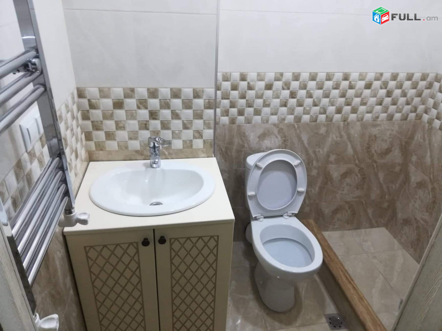 LA07984 Վարձով 3 սենյականոց բնակարան Լվովյան փողոց , նորակառույց շենք 