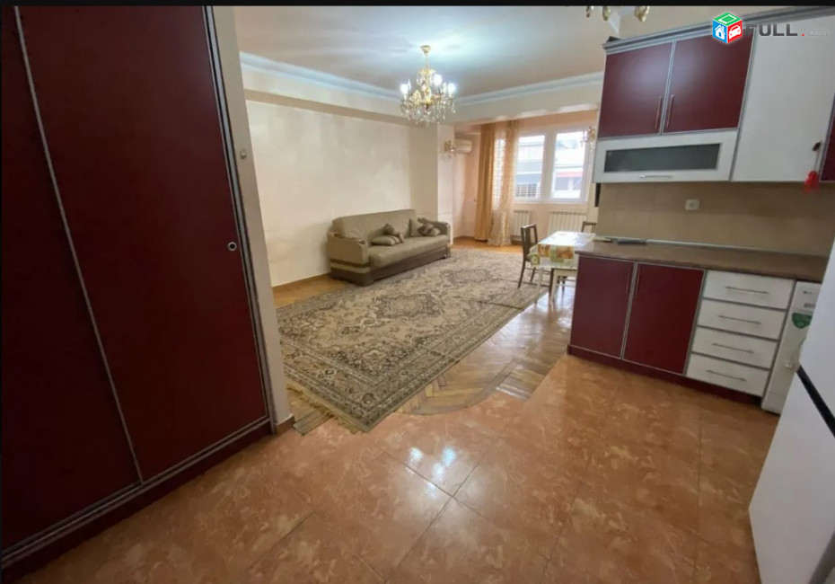 LA08080 Վարձով 2 սենյականոց բնակարան Հանրապետության փողոց