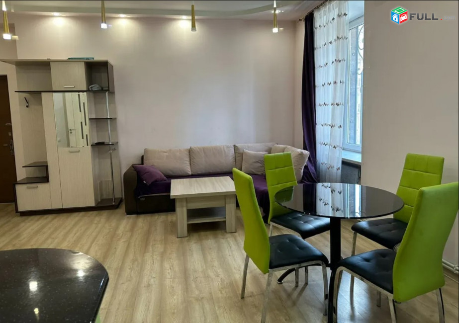 LA08324 Օրավարձով 2 սենյականոց բնակարան Մարշալ Բաղրամյան պողոտայում
