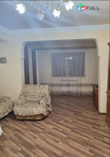 LA08763 Վարձով 3 սենյականոց բնակարան Արցախի պողոտայում