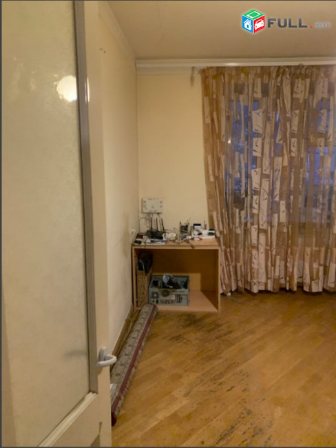 LA09035 Վարձով 3 սենյականոց բնակարան Գյուլբենկյան փողոց , Բարեկամության մետրոյի մոտ 