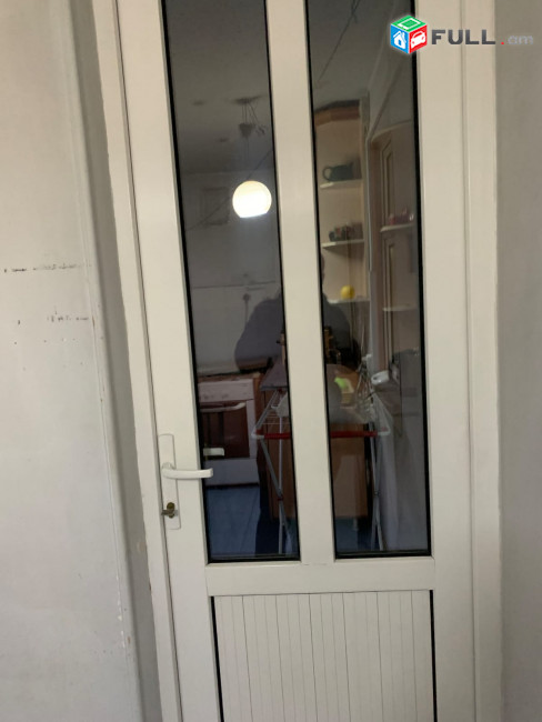 LA09035 Վարձով 3 սենյականոց բնակարան Գյուլբենկյան փողոց , Բարեկամության մետրոյի մոտ 