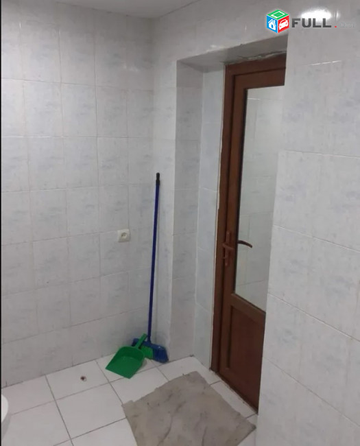LA09607 Վարձով 2 սենյականոց բնակարանում  Նազարեթ Սուրենյան փողոց