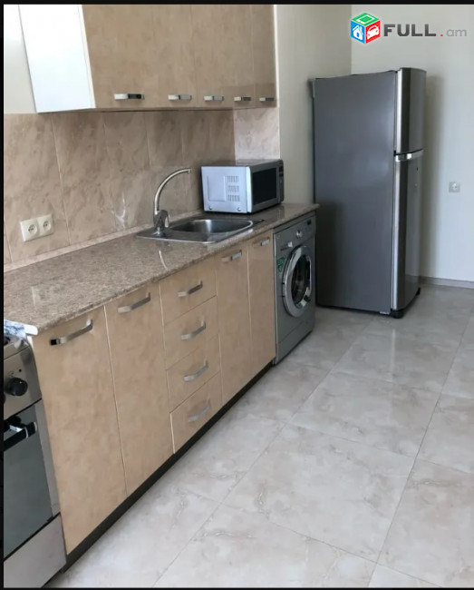 LA10265  Վարձով 3 սենյականոց բնակարան Զորավար Անդրանիկի փողոց