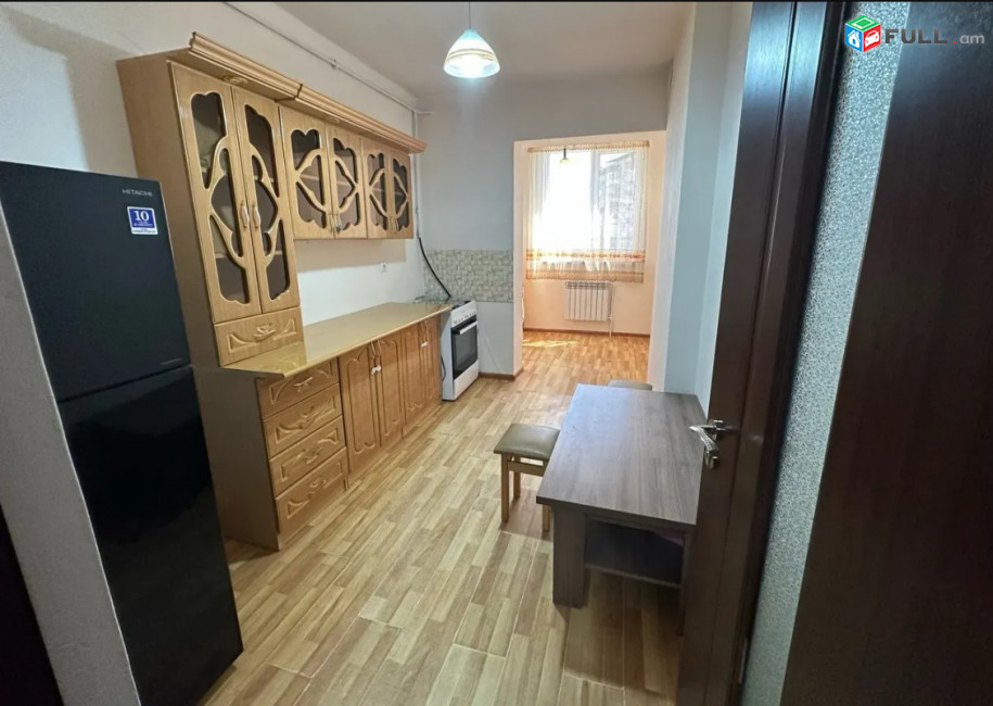 LA10389 Վարձով 2 սենյականոց բնակարան Շինարարների փողոց , նորակառույց շենքում