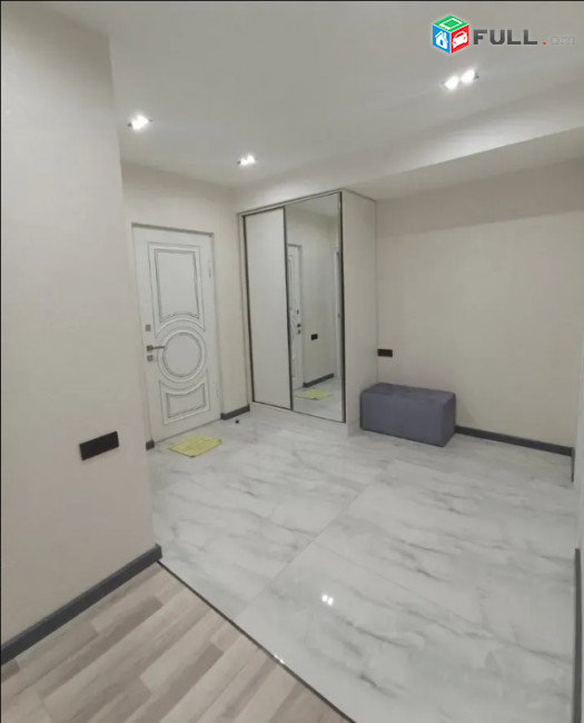 LA10408 Օրավարձով Վարձով 2 սենյականոց բնակարան Վարդանանց , Սախարովի հրապարակի մոտ