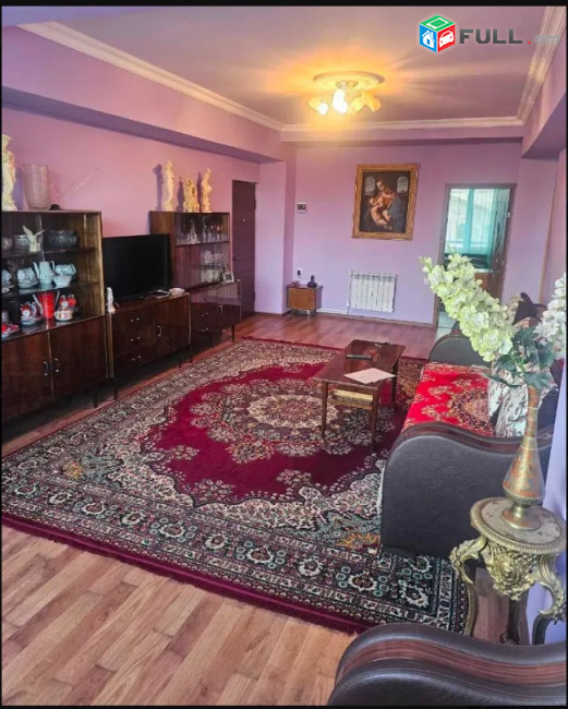 LA10452 Վարձով 3 սենյականոց բնակարան Գարեգին Նժդեհի փողոցում