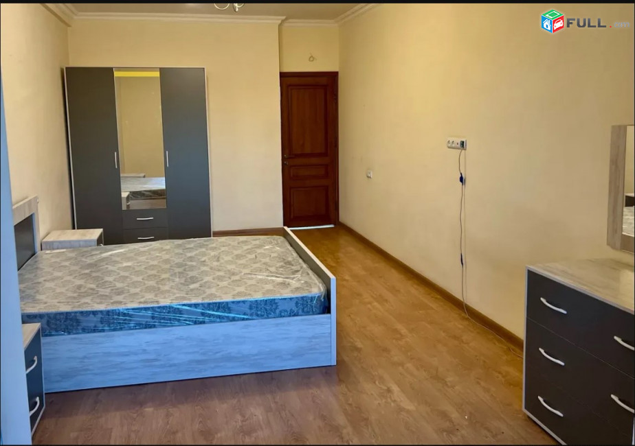 LA10490 Վարձով 3 սենյականոց բնակարան Սունդուկյան փողոցում