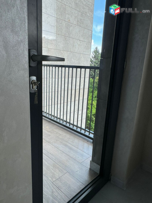 LA10700  Վարձով 2 սենյականոց բնակարան Աղբյուր Սերոբի փողոց , նորակառույց շենք