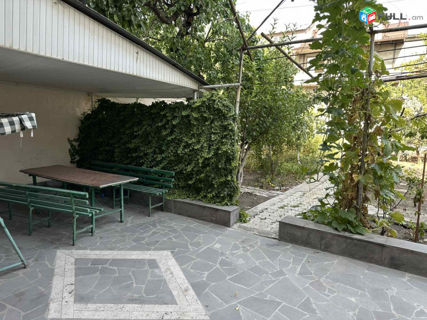 LA10745 Վարձով 4 սենյականոց տուն Նոր Արեշի 2 րդ փողոց , Էրեբունի