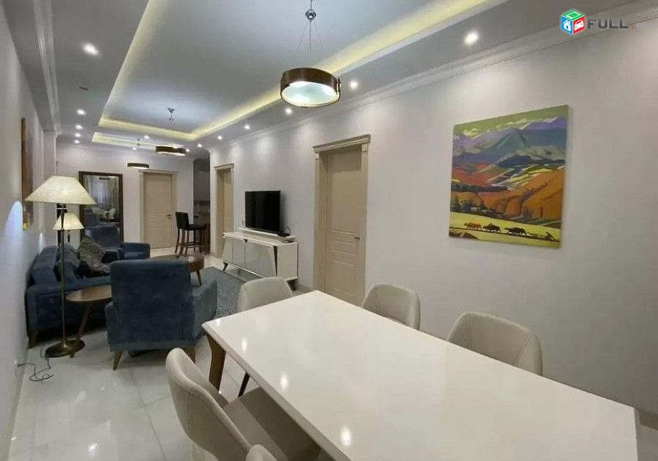 LA04530  Վարձով 3 սենյականոց բնակարան նորակառույց շենքում Ամիրյան փողոցում