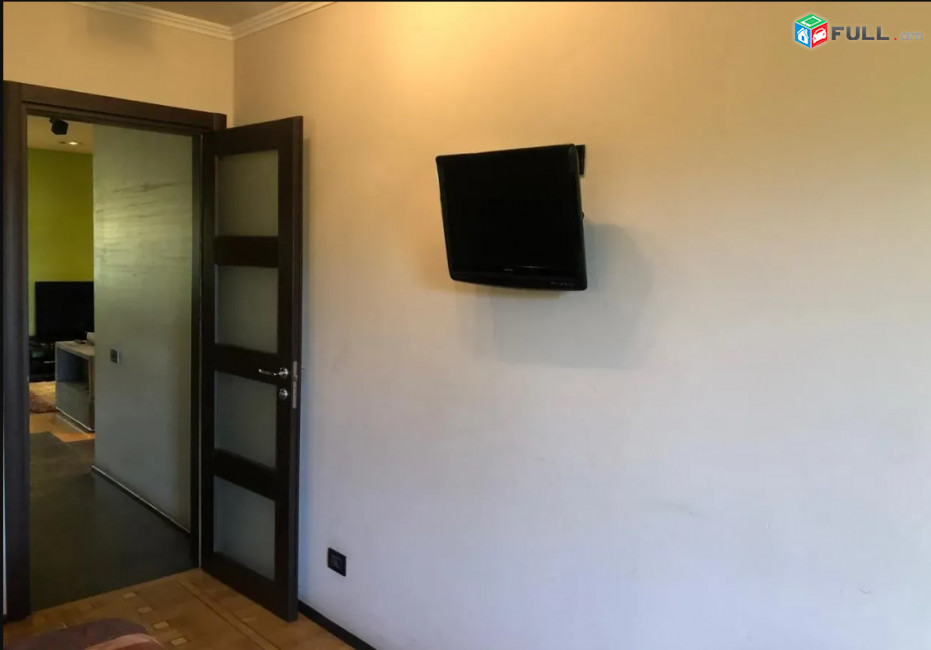 LA11175  Վարձով  3 սենյականոց բնակարան Եզնիկ Կողբացու փողոցում