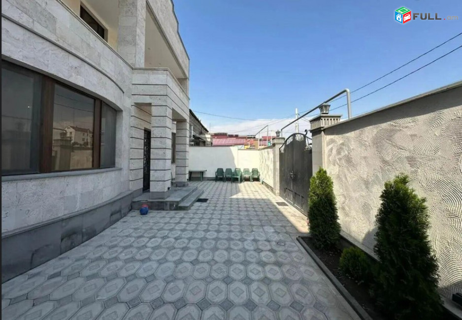 LA11326 Վարձով 5 սենյականոց առանձնատուն Աջափնյակ Գ 1 թաղամասում 