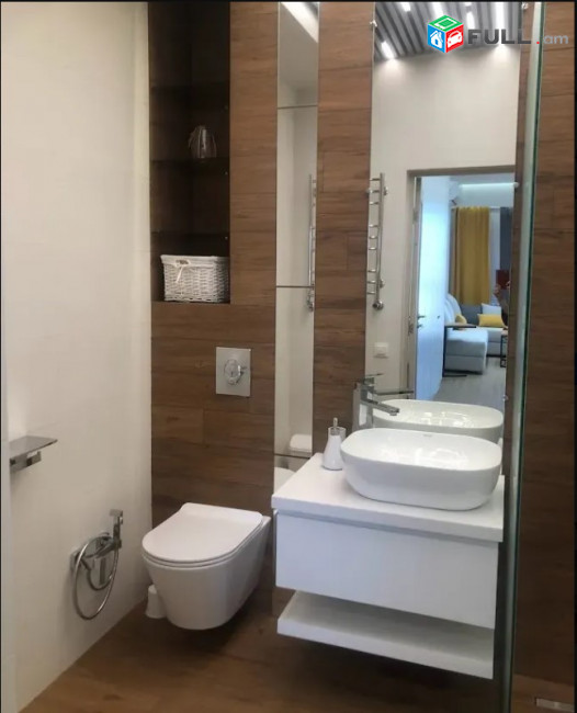 LA11340 Վարձով 2 սենյականոց բնակարան  Եզնիկ Կողբացու փողոց , նորակառույց շենքում