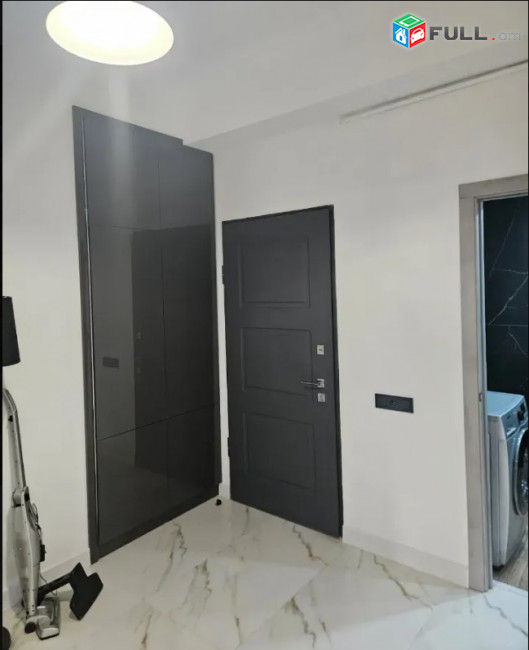 LA11535  Վարձով 2 սենյականոց բնակարան Ադոնցի փողոց , Ճառագայթ թաղամաս