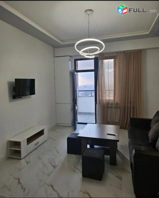 LA11535  Վարձով 2 սենյականոց բնակարան Ադոնցի փողոց , Ճառագայթ թաղամաս