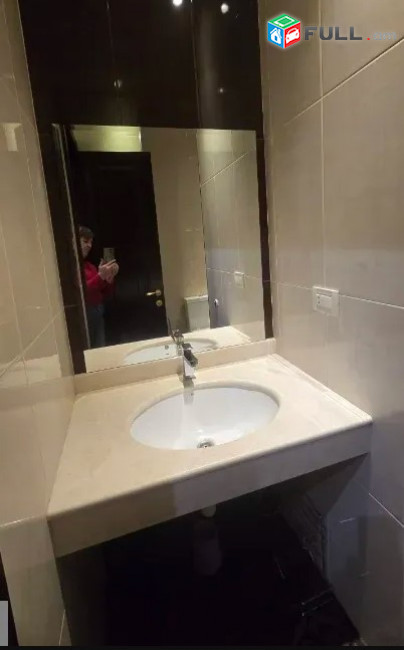 LA11611 Վարձով 3 սենյականոց բնակարան Բուզանդի փողոց ,նորակառույց շենքում