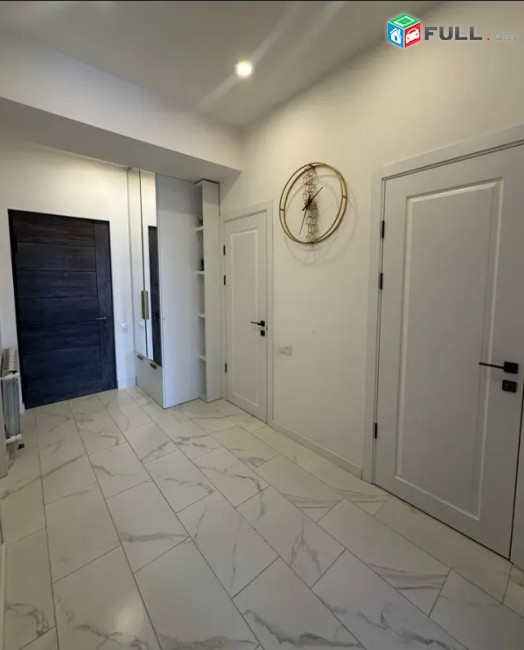 LA11642 Վարձով 3 սենյականոց բնակարան  Մալխասյանց փողոց ,նորակառույց շենքում