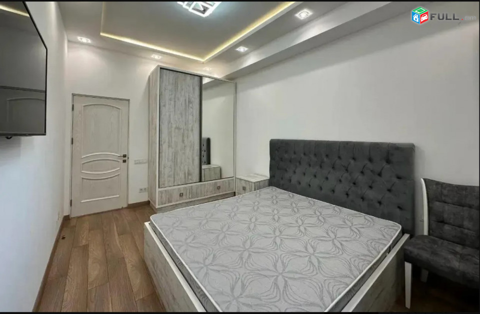 LA11652 Վարձով 3 սենյականոց բնակարան  Վերին Անտառային փողոց , նորակառույց շենքում