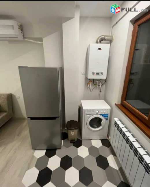 LA11703 Վարձով 2 սենյականոց բնակարան Բաղրամյան պողոտա , Սաս սուպերմարկետի դիմաց