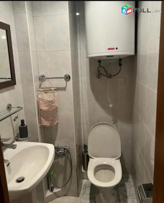 LA11715  Վարձով 3 սենյականոց բնակարան  Կորյունի փողոց, նորակառույց շենքում