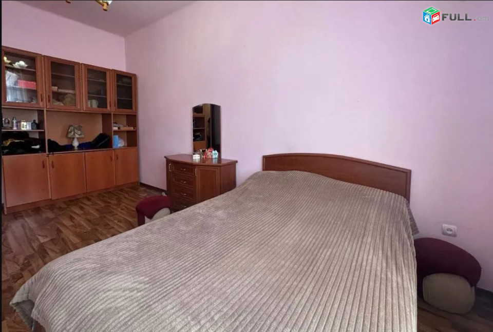 LA11718 Վարձով 2 սենյականոց բնակարան Բաղրամյան պողոտայում