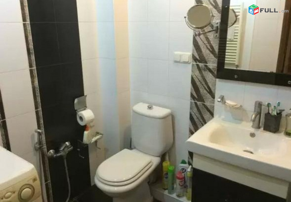 LA00301 Վարձով 2 սենյականոց բնակարան Չարենցի փողոցում