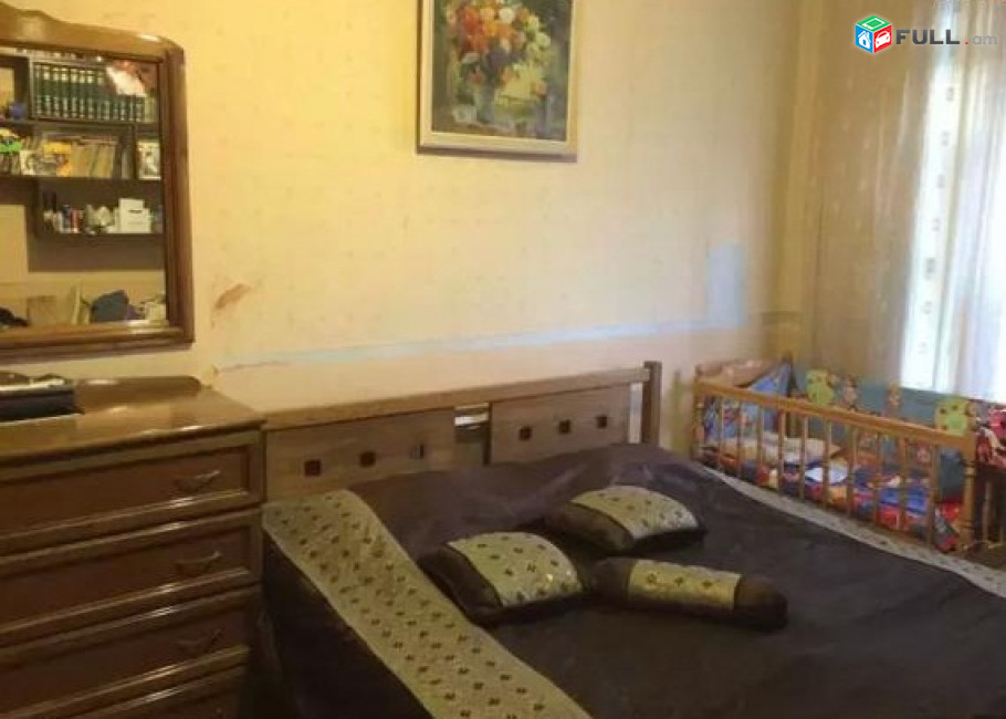 LA00301 Վարձով 2 սենյականոց բնակարան Չարենցի փողոցում