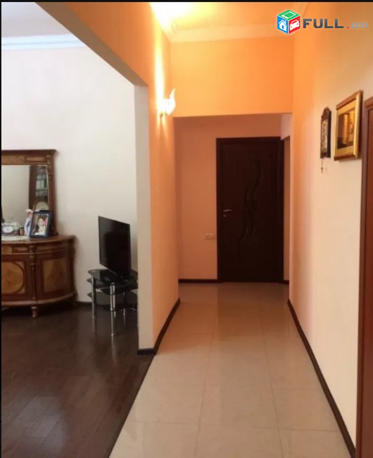  LA02548 Վարձով 2 սենյականոց բնակարան Կիևյան փողոցում