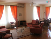 LA02877  Օրավարձով 5 սենյականոց բնակարան Փարպեցու փողոցում