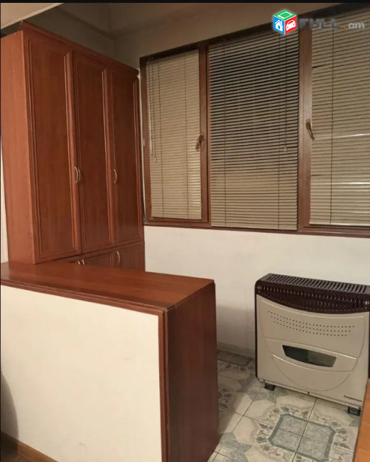 LA11749 Վարձով 2 սենյականոց բնակարան Արամ Խաչատրյան փողոցում