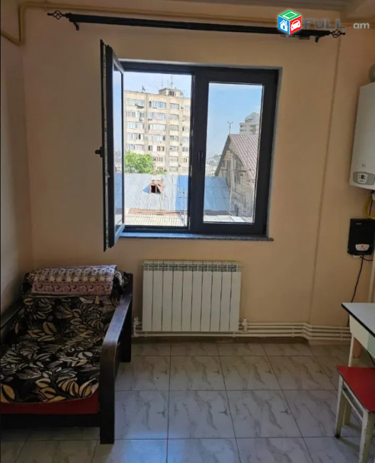 LA11750  Վարձով 1 սենյականոց բնակարան Վիկտոր Համբարձումյան փողոցում