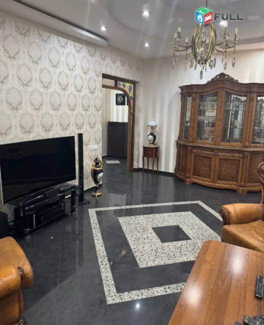 LA11775 Վարձով 4 սենյականոց բնակարան  Սայաթ-Նովայի պողոտա , նորակառույց շենքում