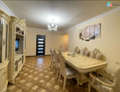 LA02000  Օրավարձով  4 սենյականոց բնակարան Աբովյան փողոց , Անի հյուրանոցի բակում 