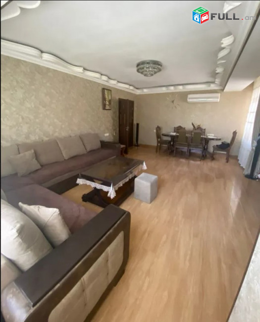 LA11869 Վարձով 3 սենյականոց բնակարան Ադոնցի փողոցում