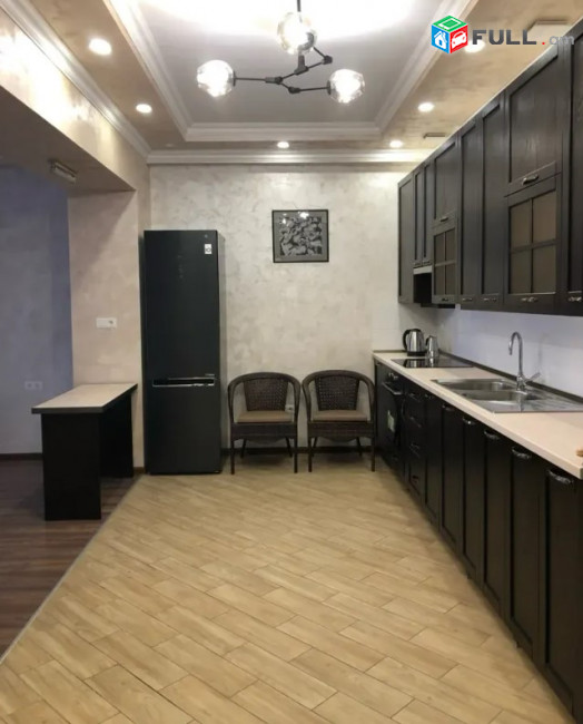 LA11873 Վարձով 3 սենյականոց բնակարան նորակառույց շենքում, Ծիծեռնակաբերդի խճուղի