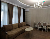 LA01086 Վարձով 3 սենյականոց բնակարան Վարդանանց փողոցում