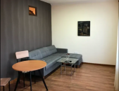 LA12086  Վարձով 2 սենյականոց բնակարան Աբովյան փողոցում
