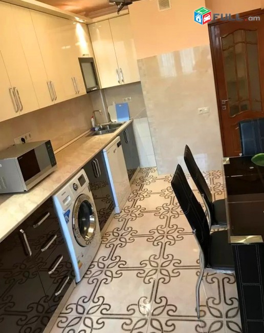 Կոդ 81556 Երվանդ Քոչար 3 սեն. բնակարան for rent Yervand Qochar st.