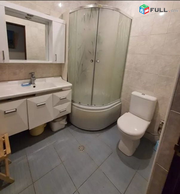 AK4149  Վարձով 2 սենյականոց բնակարան նորակառույց շենքում Պարույր Սևակի փողոցում