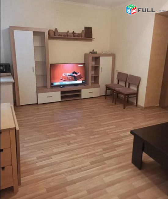 AK4190  Վարձով 3 սենյականոց բնակարան Օրբելի եղբայրների փողոցում