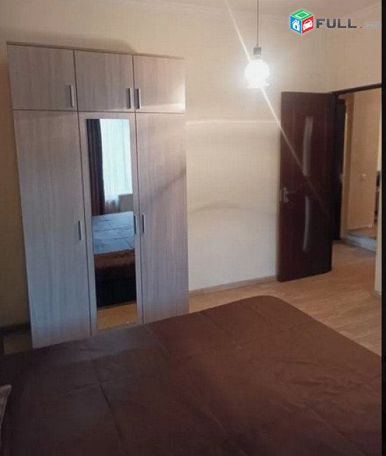 AK4190  Վարձով 3 սենյականոց բնակարան Օրբելի եղբայրների փողոցում