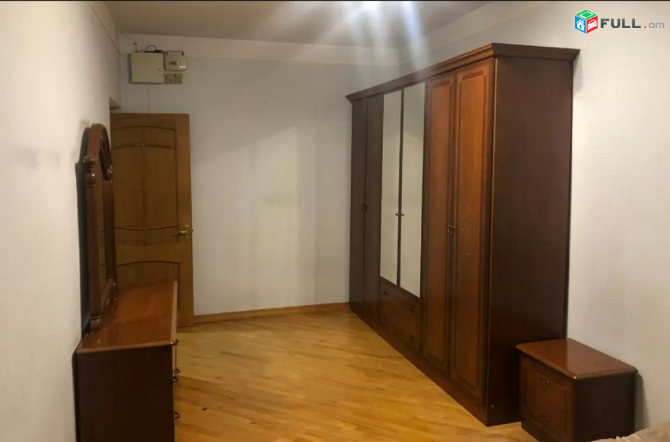 AK4603   Վարձով 3 սենյականոց բնակարան   Աքսել Բակունցի փողոցում