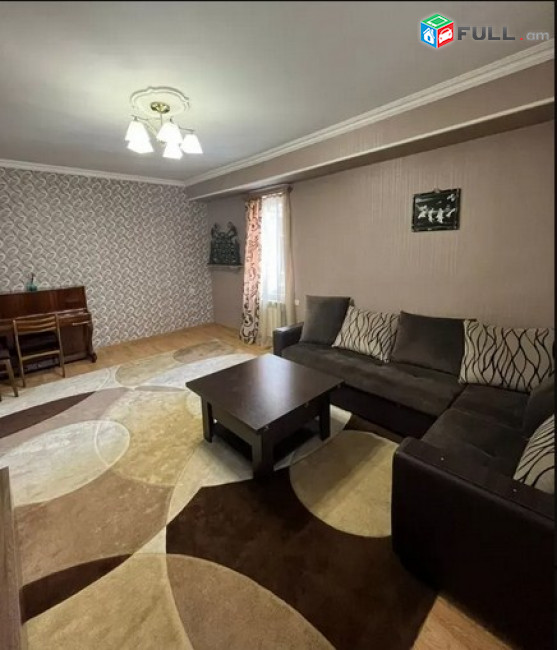AK4741  Վարձով 3 սենյականոց բնակարան Ամիրյան փողոցում 