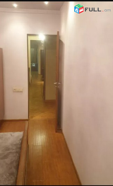 AK6080  Վարձով 3 սենյականոց բնակարան Լենինգրադյան փողոցում