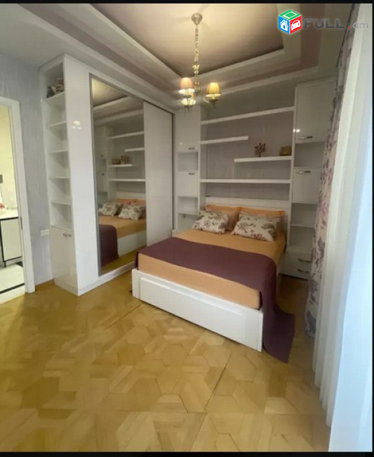 AK7018  Երկու հարկանի քարե տուն Մինաս Ավետիսյան 4-րդ փողոցում Քանաքեռ Զեյթունում, 80 ք.մ.