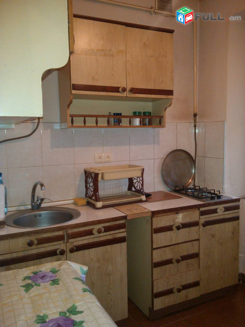 Vardzov bnakaran Komitasum 6147